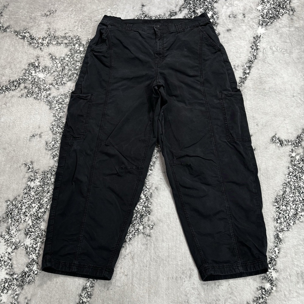American Eagle Women's Size 14 Black Barrel Leg Cargo Pants Utility Stretch